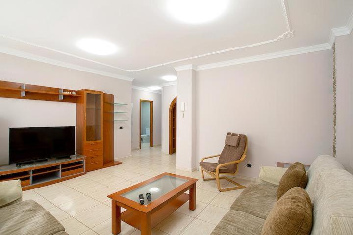 Aeropuerto Gran Canaria Apartamento Vacacional Carrizal Eksteriør bilde
